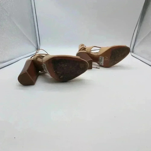 Schutz Hollye Roman Stack Heel Sandals Tan sz 7 B made in Brazil - Picture 6 of 9
